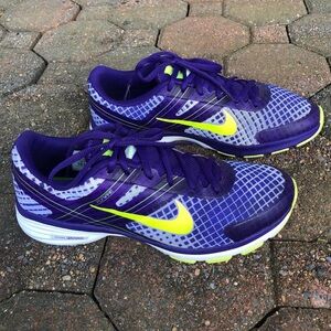 (Women’s 8) Nike Purple Dual Fusion TR 2 Volt Running Shoes 👟